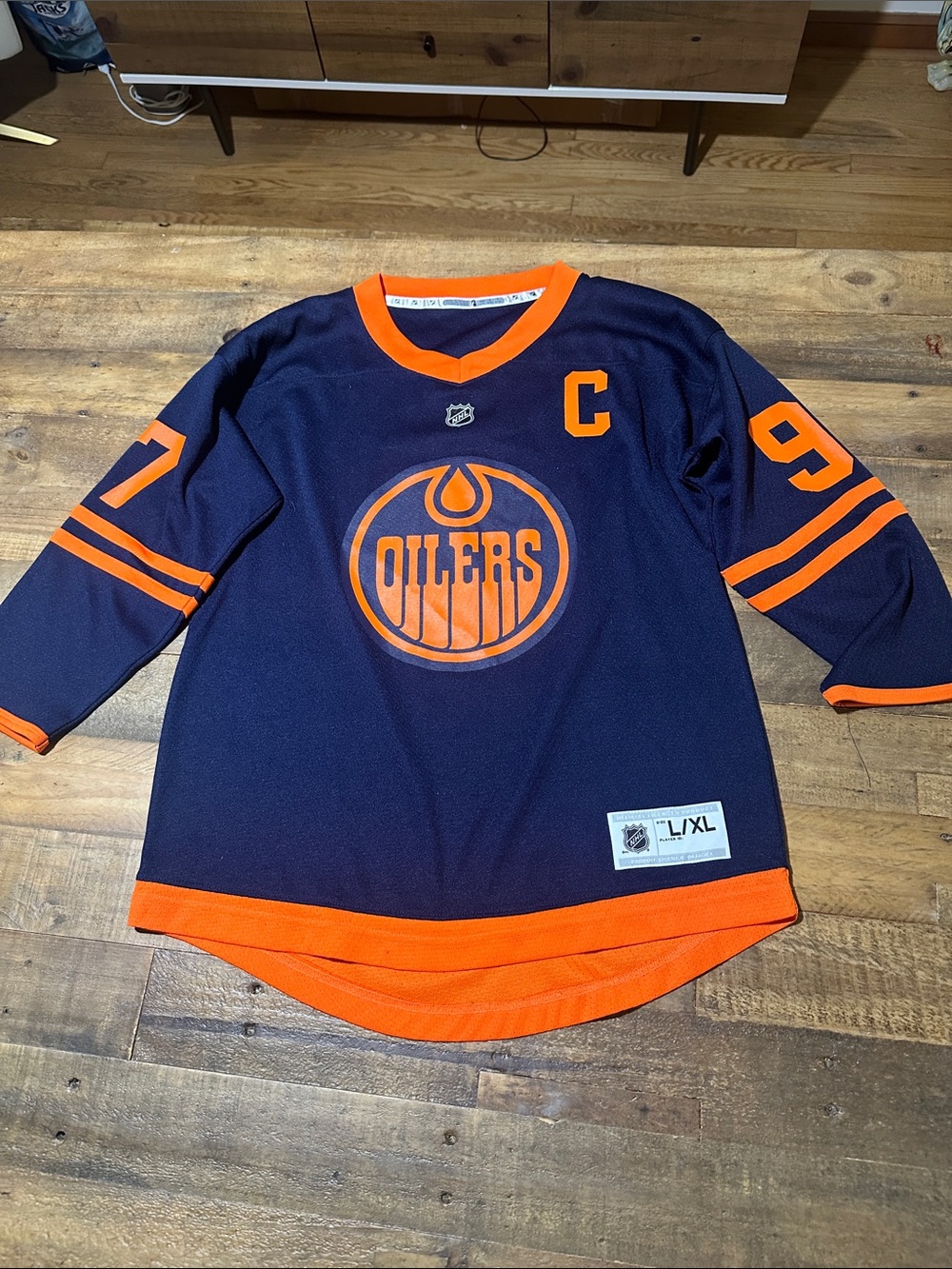 Edmonton Oilers NHL Youth Hockey Jersey  size L/XL